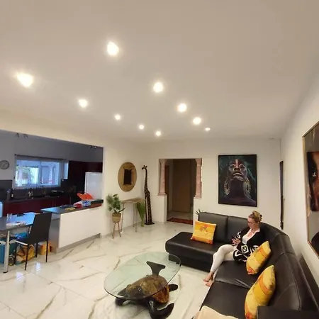 Villa Carthage *